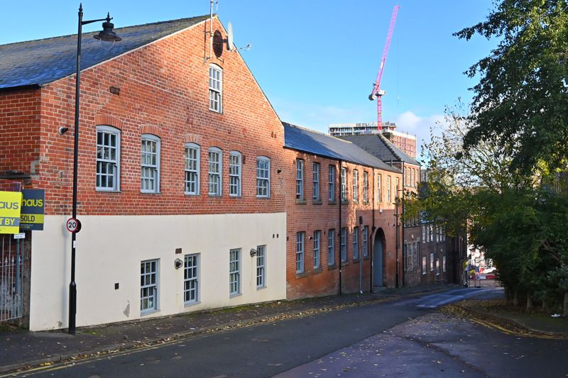 69 Furnace Hill City Centre
